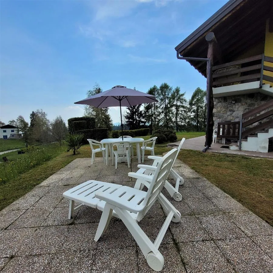 Cinque Abeti Agrialloggio Mountain Lake Iseo Hospitality Bossico