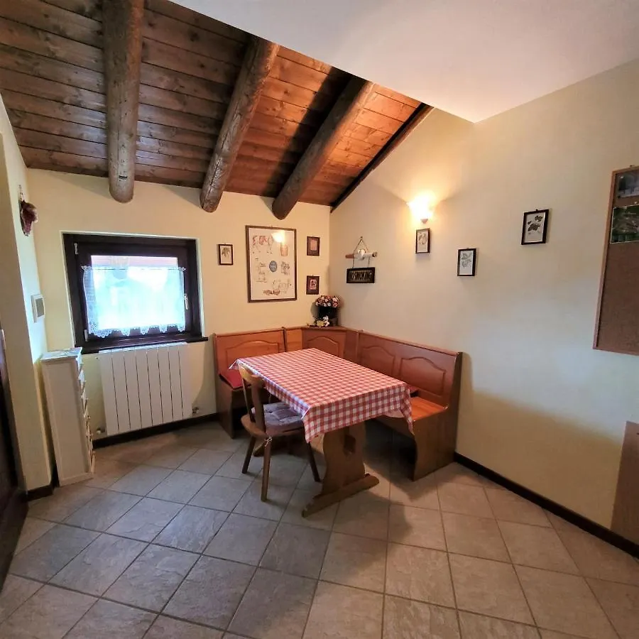Bed & Breakfast Cinque Abeti Agrialloggio Mountain Lake Iseo Hospitality Bossico