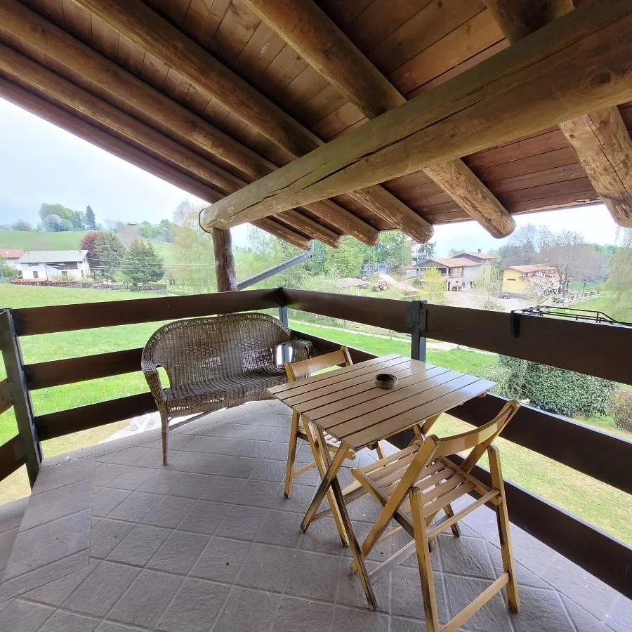 Cinque Abeti Agrialloggio Mountain Lake Iseo Hospitality Bossico Bed & Breakfast