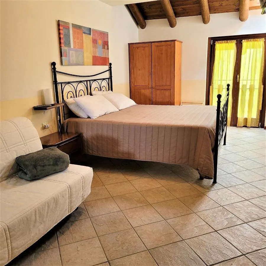 Cinque Abeti Agrialloggio Mountain Lake Iseo Hospitality Bossico 0*,  Italy