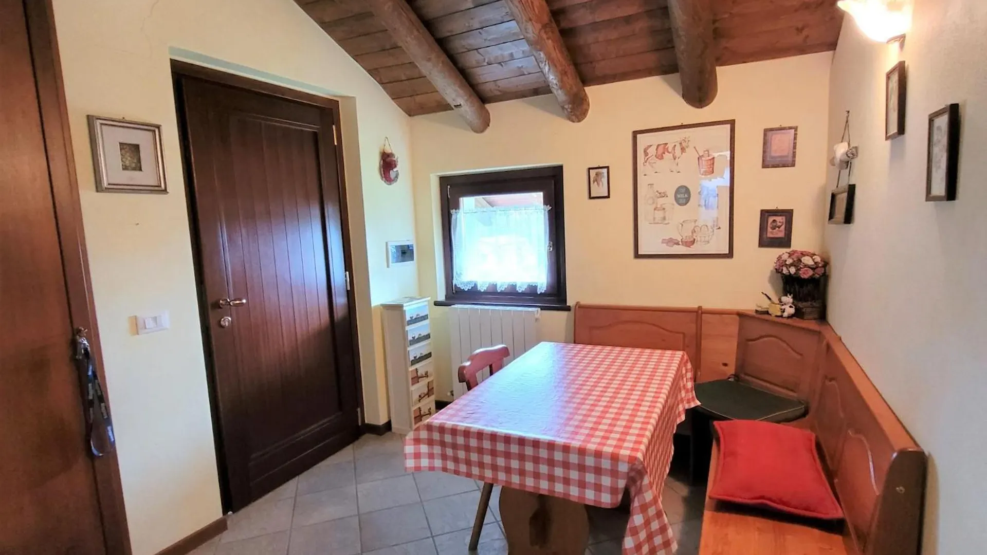 Cinque Abeti Agrialloggio Mountain Lake Iseo Hospitality Bossico 0*,  Italy
