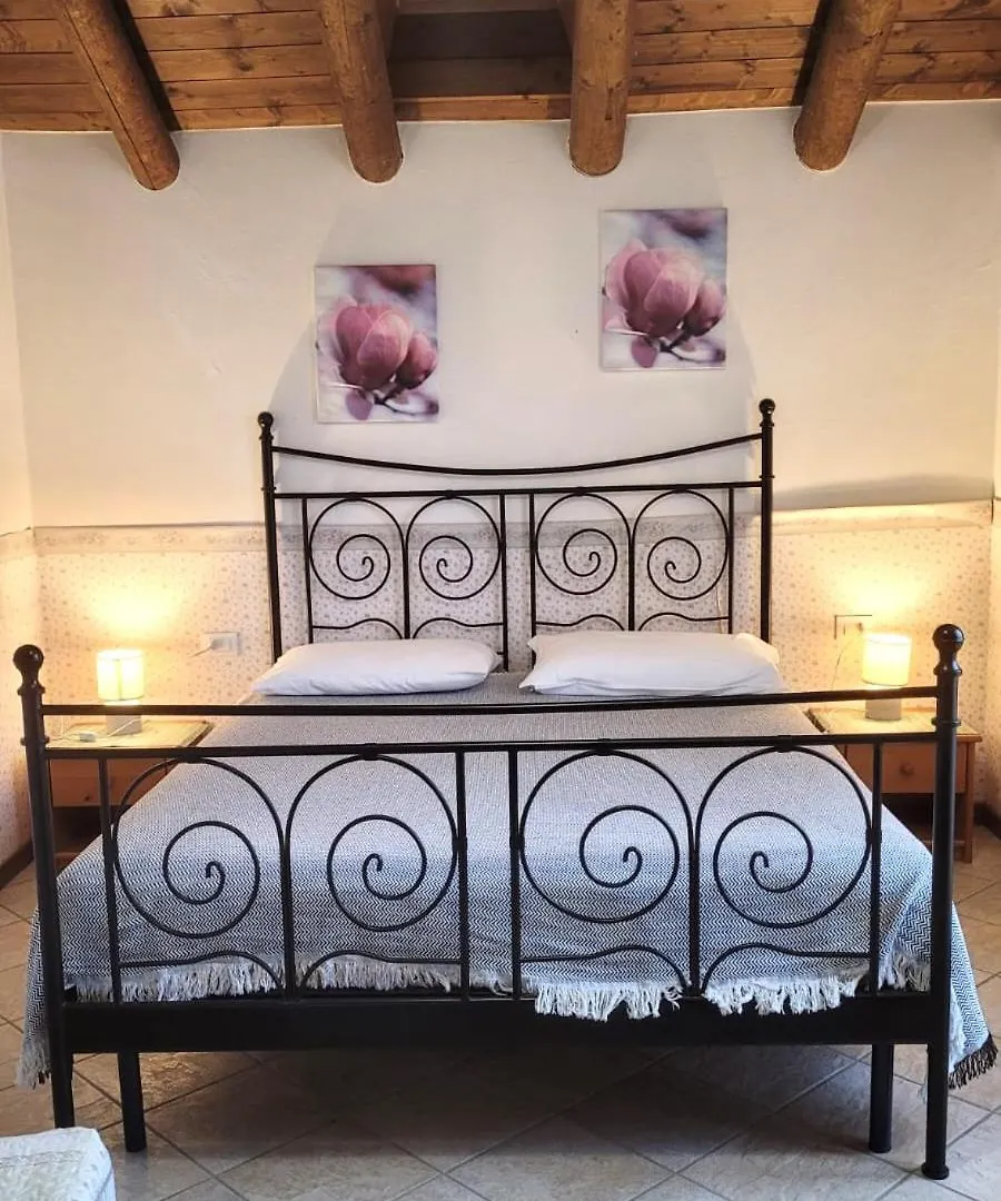 Bed & Breakfast Cinque Abeti Agrialloggio Mountain Lake Iseo Hospitality Bossico Italy