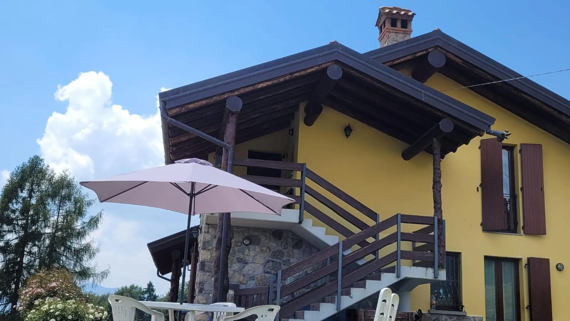 Cinque Abeti Agrialloggio Mountain Lake Iseo Hospitality Bossico