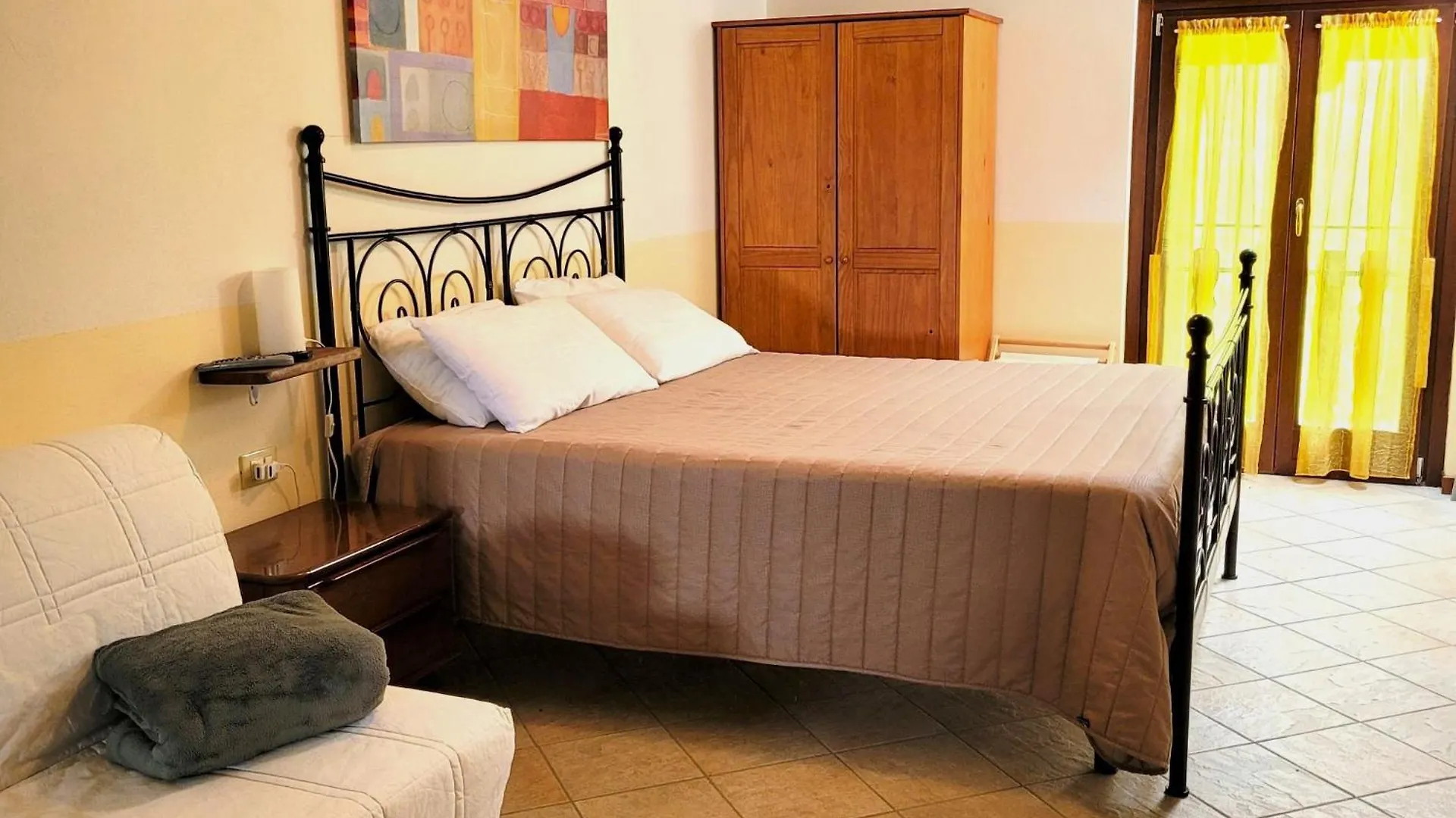 Cinque Abeti Agrialloggio Mountain Lake Iseo Hospitality Bossico