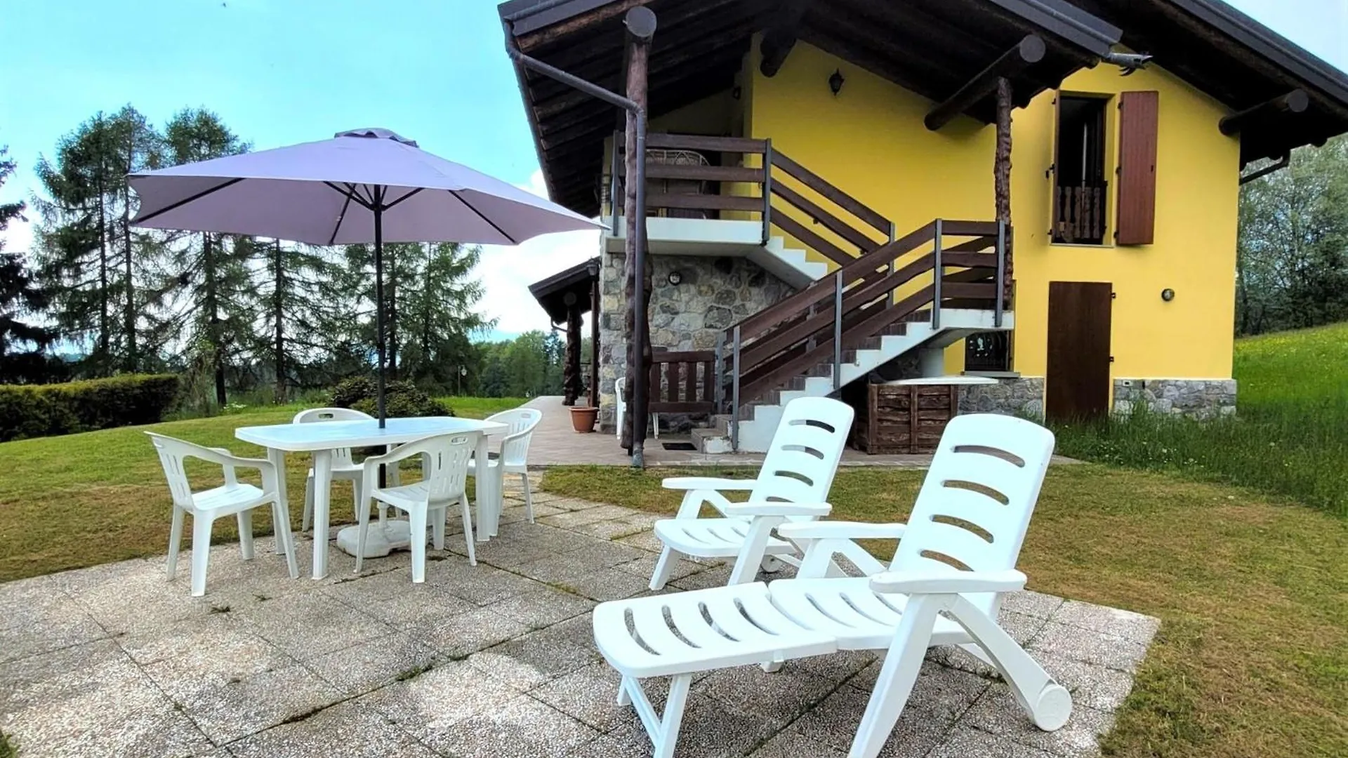 Bed & Breakfast Cinque Abeti Agrialloggio Mountain Lake Iseo Hospitality Bossico Italy